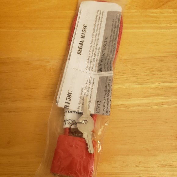 Regal R15SC Safety Cable Lock with Keys - Picture 2 of 5